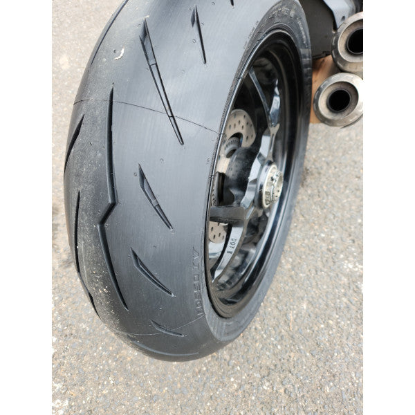 Pirelli Diablo Rosso IV